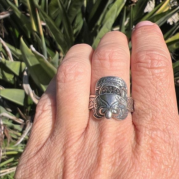 Vintage Silver Horse Saddle Ring - Picture 2 of 6